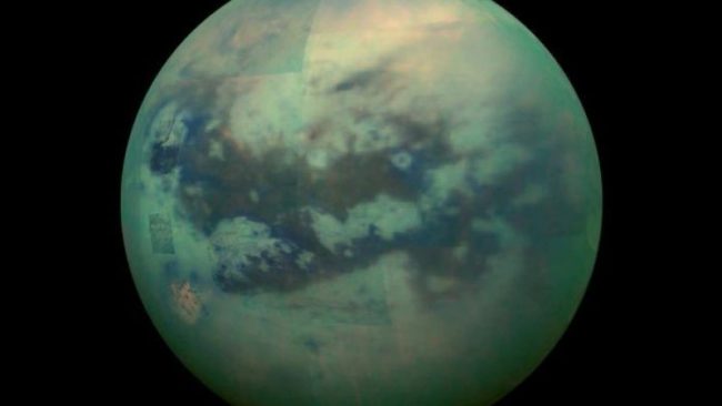 Titán-luna-saturno