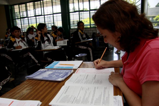 aplicacion-de-la-prueba-enlace-a-alumnos-de-secundaria-29520