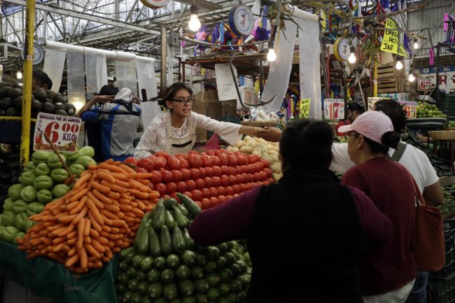 mercados-preparativos-cena-navidena-360638