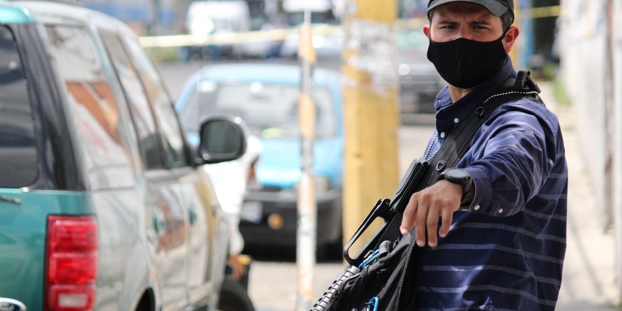 2020-08-14-AF-cabeza-embolsada4
