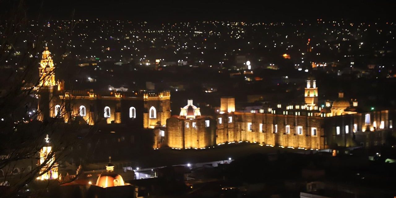 2 Con concierto de campanas, honra San Pedro Cholula a personal médico y a víctimas por Covid-19