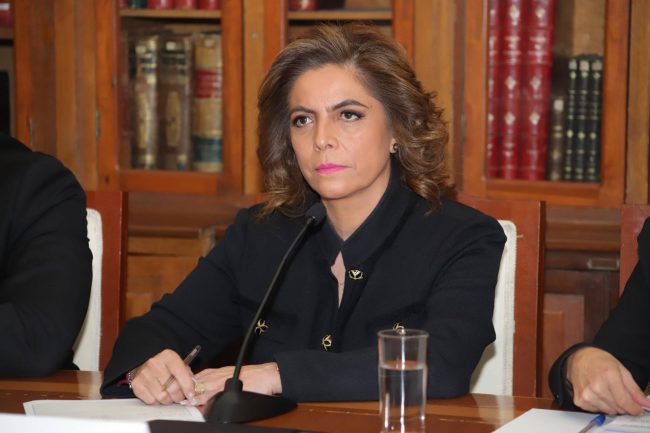 200127DColivia07