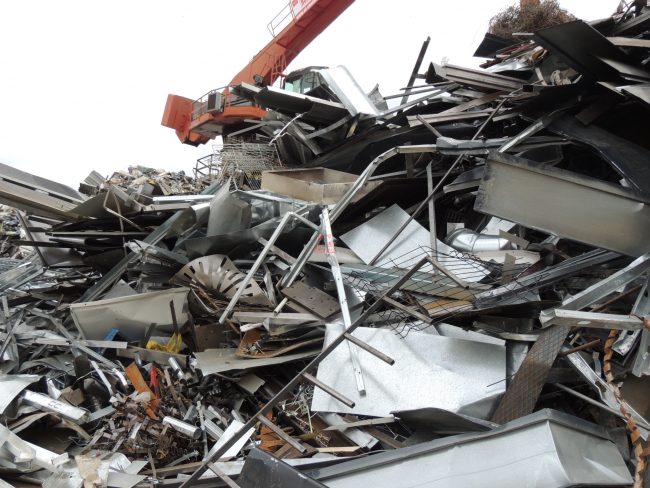 reciclado_chatarra_acero_0