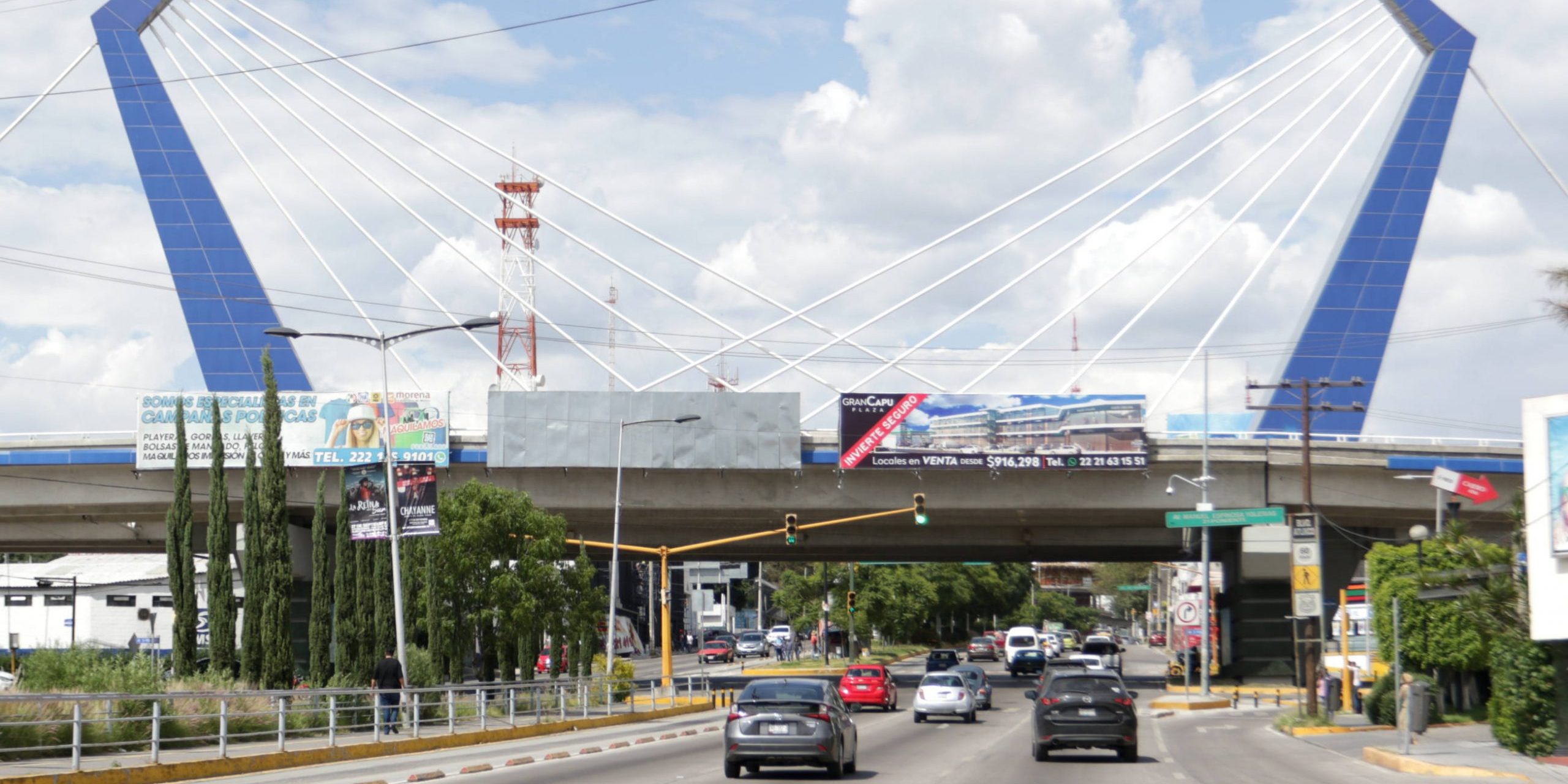 Puentes atirantados